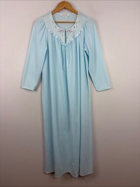 Vintage Nightgown Womens US Medium Large Blue Knit Long Sleeve Granny Heritage